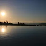 Vila Sunset Sea View 10 *