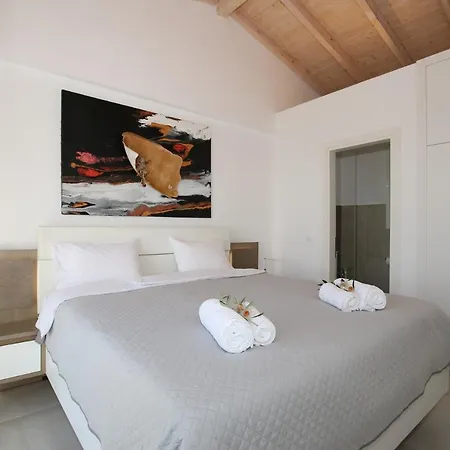 Villa Sunset Sea View 10 *